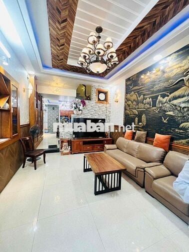 Cho thuê nhà hẻm xe hơi thông cách mt quang trung 50m
