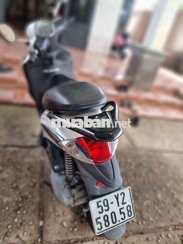 Piaggio Liberty Fly Trắng Xăng