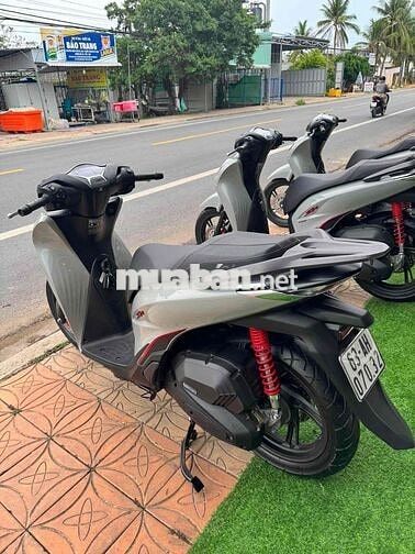 Honda SH125 2024 Xám xi măng 2127 km
