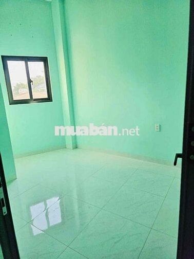NHÀ VÀ ĐẤT ( NGAY CẦU GIAO KHẨU ) TRÊT LẦU 2PN 2WC. AN NINH. SẠCH ĐẸP