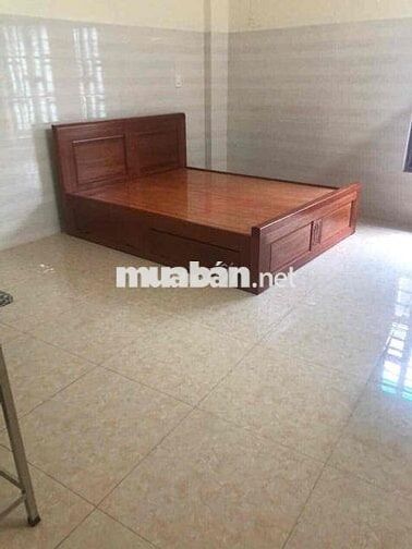phòng gần trường tiểu học và chợ