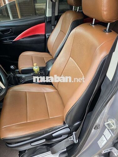 Toyota Innova 2017 Bạc Sàn