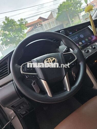 Toyota Innova 2017 Bạc Sàn