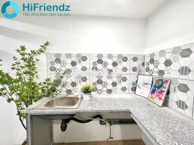 Giữ phòng đến giữa tháng 9 , nhà an ninh tốt , sạch sẽ gần IUH VLU GDU