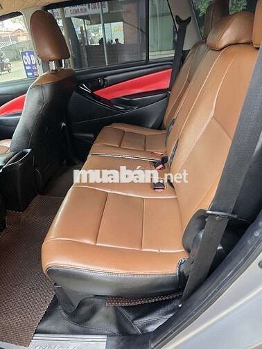 Toyota Innova 2017 Bạc Sàn