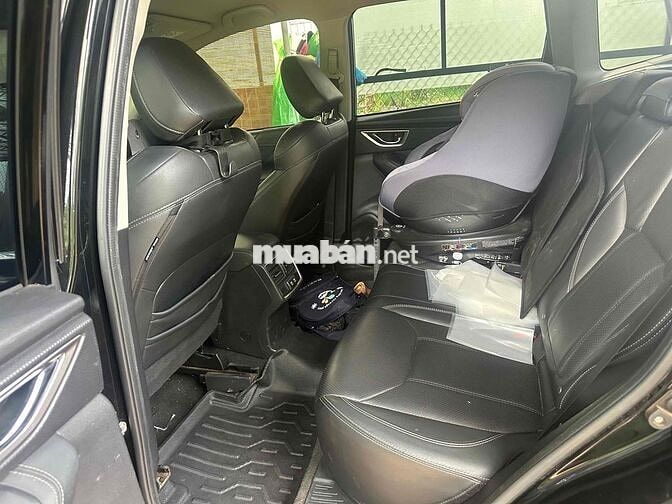 Subaru Forester 2023 Đen 73670 km