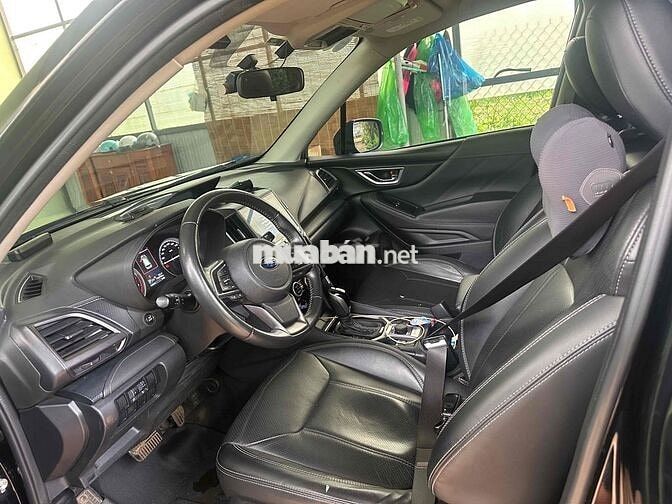 Subaru Forester 2023 Đen 73670 km