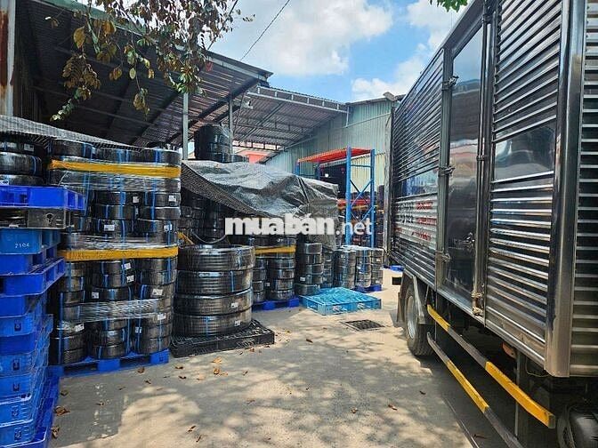 CẦN TUYỂN NAM TÀI XẾ XE TẢI 2.2 TẤN