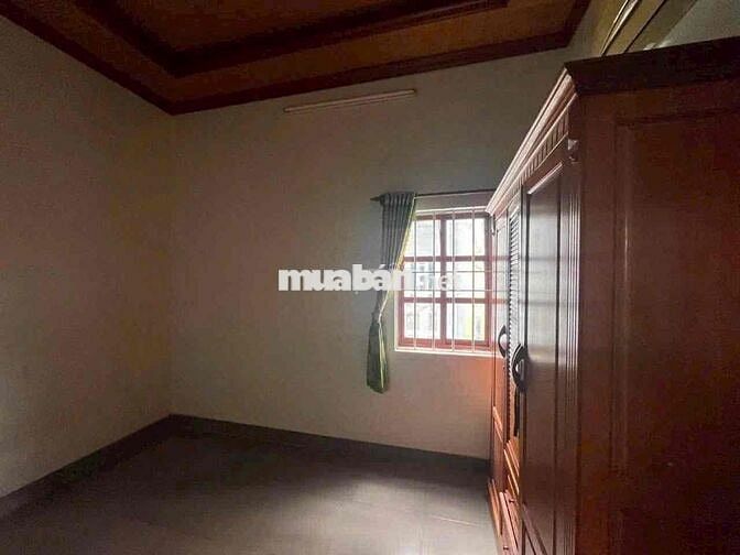 cho thuê nhà trệt lầu mặt tiền đường Hai Bà Trưng mới gần siêu thị big