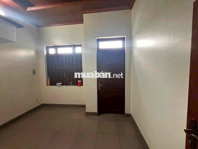 cho thuê nhà trệt lầu mặt tiền đường Hai Bà Trưng mới gần siêu thị big