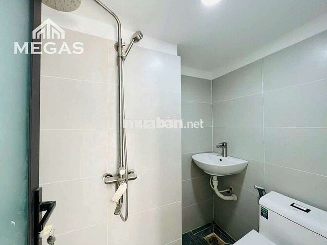 DUPLEX BAN CÔNG MỚI XÂY GIÁP TÂN PHÚ 