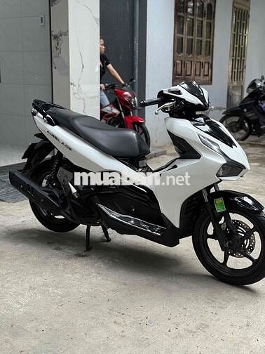 Honda Air Blade 125 2020 Trắng đen