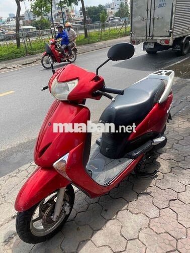 Honda Lead đỏ