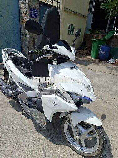 Honda Air Blade Trắng 78910 km Sài Gòn