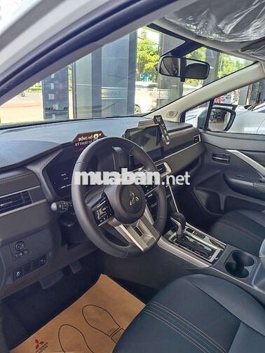 Mitsubishi Xpander Premium 2026 Trắng