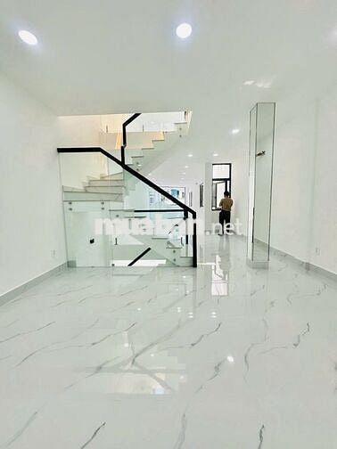 Nhà Mới 100% 4 Tầng DTSD 400m² Nguyễn Trọng Tuyển Tân Bình
