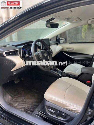 Toyota Altis 1.8G 2022 Đen 29.000 km