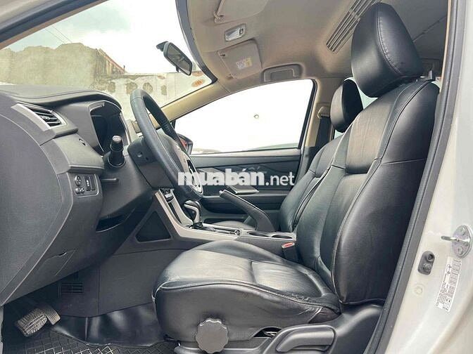 Mitsubishi Xpander AT 2021 đi 46.000 km một chủ