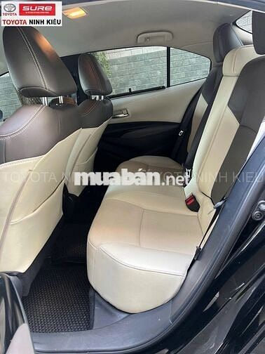 Toyota Altis 1.8G 2022 Đen 29.000 km