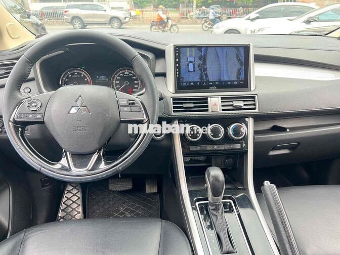 Mitsubishi Xpander AT 2021 đi 46.000 km một chủ
