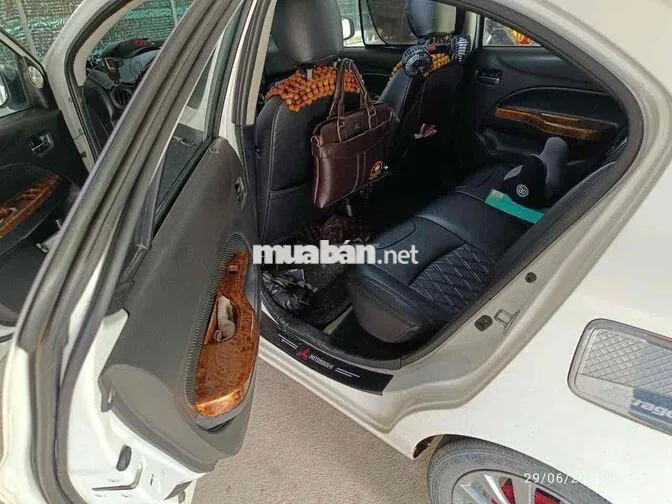 Mitsubishi Attrage 2015 nhập thái 1.2MT chính chủ