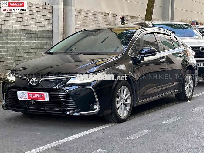 Toyota Altis 1.8G 2022 Đen 29.000 km
