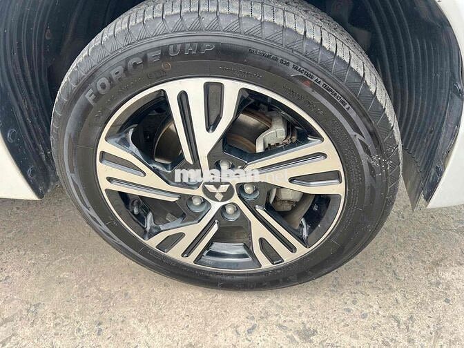 Mitsubishi Xpander AT 2021 đi 46.000 km một chủ
