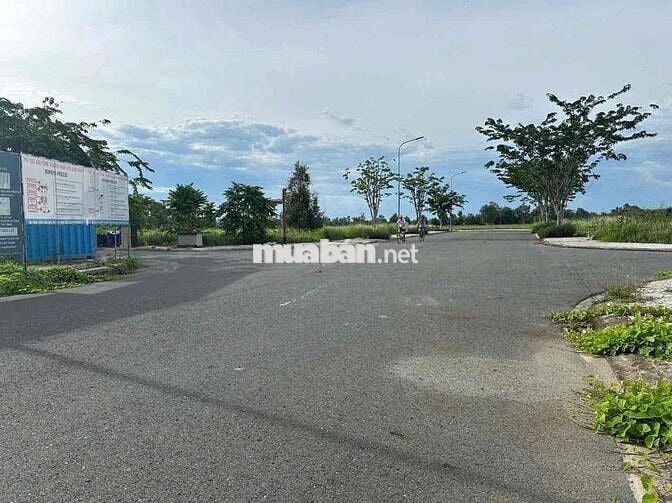 Bán Nhà hoàn thiện khu dân cư Hưng Long Residence - Đức Hoà