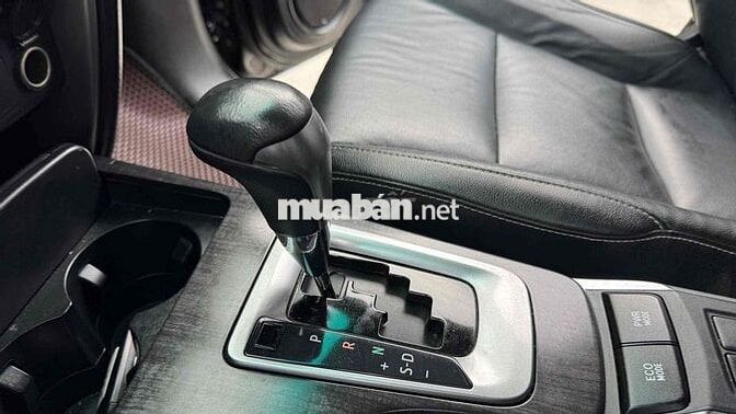 Toyota Fortuner 2022 2.4L 4x2 AT máy dầu tự động