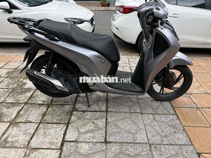Honda SH 125i CBS 2018 Bạc Chính chủ Biển 67AH
