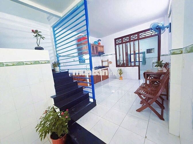 NHÀ NGAY CẦU ÔNG DẦU QL13 HIỆP BÌNH PHƯỚC. 1TRỆT 1LẦU 4X20M 3PN 2WC 