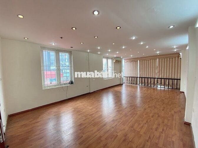 (GIÁ RẺ) CHÍNH CHỦ CHO THUÊ VĂN PHÒNG MẶT PHỐ CHÙA HÀ