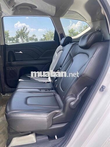 Hyundai Stargazer 7 chỗ Tự động Trắng