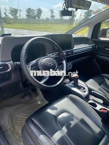 Hyundai Stargazer 7 chỗ Tự động Trắng