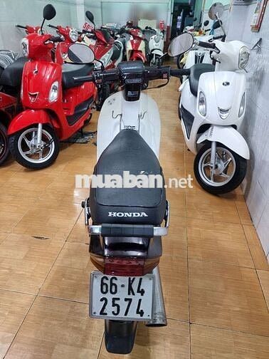 Honda Dream Trắng Nâu Tiết kiệm xăng