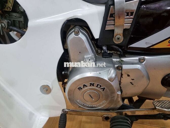 Honda Dream Trắng Nâu Tiết kiệm xăng