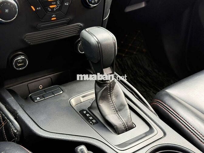Ford Ranger XLS 2.2AT 2019 Tự động Đen