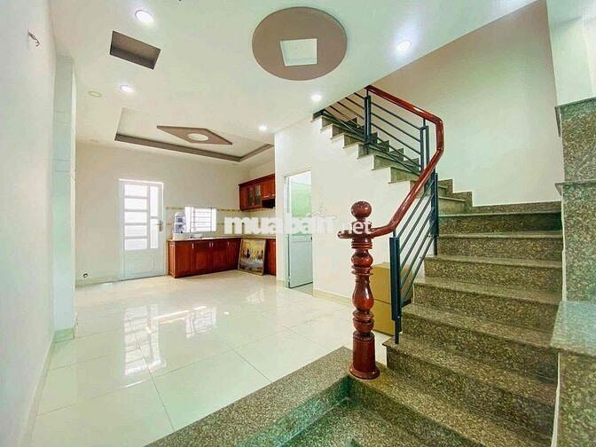 BÁN NHÀ THẠNH XUÂN 22 - 1 trệt 1 lầu - Gần Chợ Minh Phát