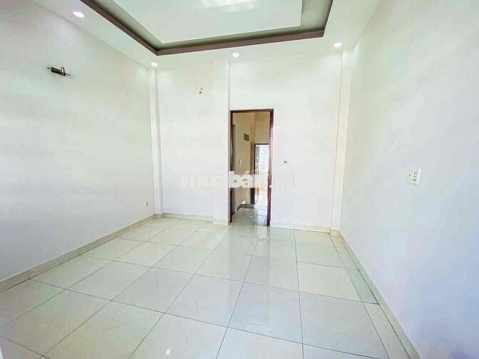 BÁN NHÀ THẠNH XUÂN 22 - 1 trệt 1 lầu - Gần Chợ Minh Phát