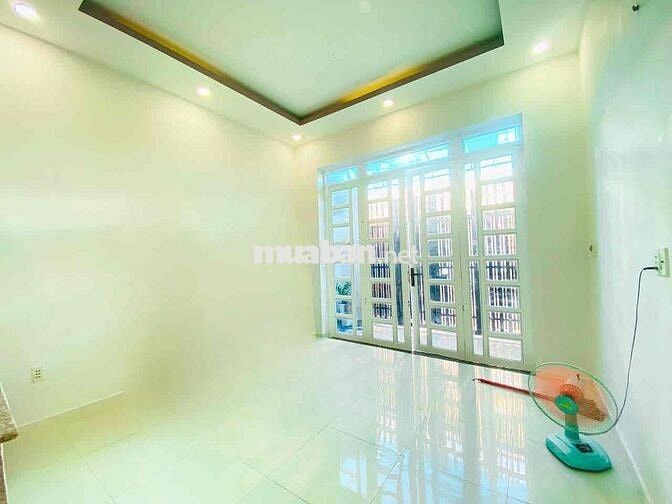 BÁN NHÀ THẠNH XUÂN 22 - 1 trệt 1 lầu - Gần Chợ Minh Phát