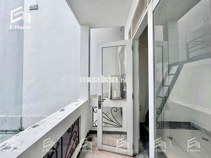 🏡🔥PHÒNG GÁC BAN CÔNG GIÁ RẺ NGÃ TƯ NGUYỄN KIỆM