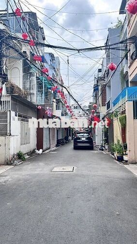 Bán nhà HXH Huỳnh Văn Bánh P13 Phú Nhuận,70m2,4.5x15, 2tầng,gía 13.5tỷ