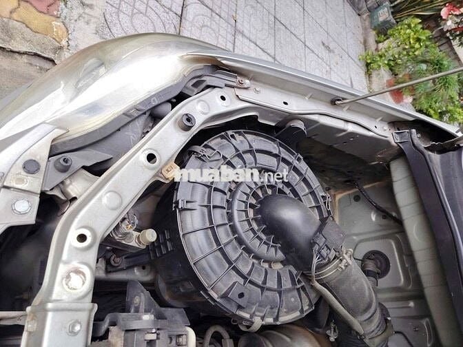 Toyota Innova E 2013