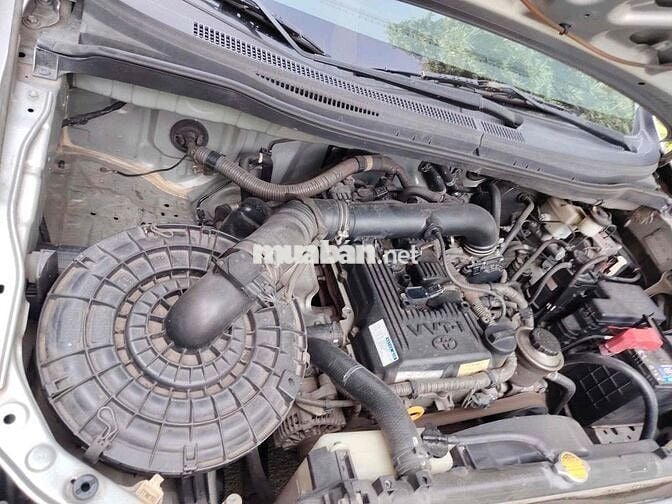 Toyota Innova E 2013