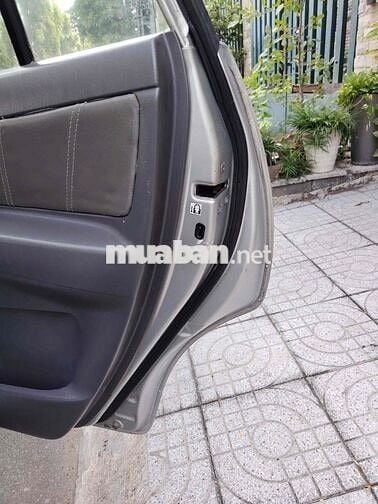 Toyota Innova E 2013