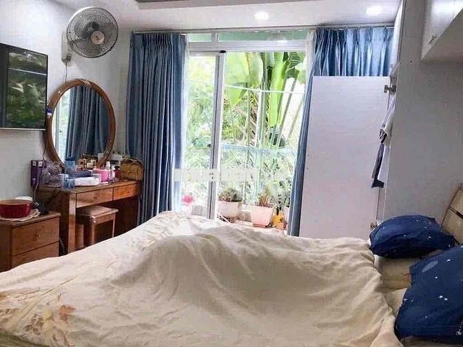 Sát MT - nguyễn kiệm - phú nhuận - full nội thất 2pn 20m2
