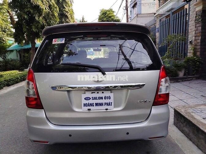 Toyota Innova E 2013