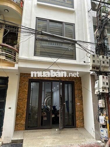 Cho thuê cả nhà  tại số 8, phố Hoàng Văn Thái, Thanh Xuân, Hà Nội, 