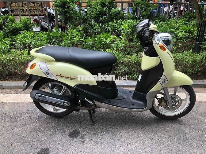 Yamaha Mio Classic Vàng kem
