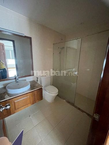 Chung cư Satra-Phan Đăng Lưu: 190m2, 3p ngủ rộng, 3wc giá 25tr/tháng